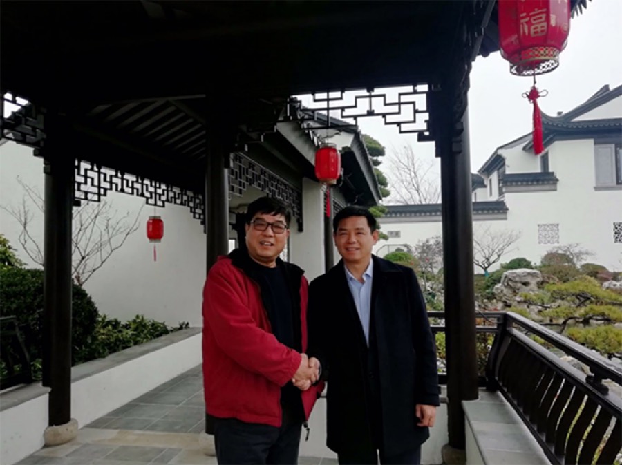 迅立达集团董事长贺杰考察上海桃花源项目开 配图